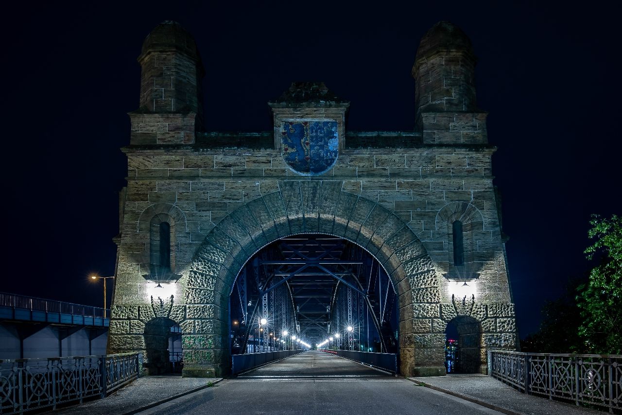 Portal - Alte Harburger Elbbrücke - From Brücke des 17 Juni, Germany
