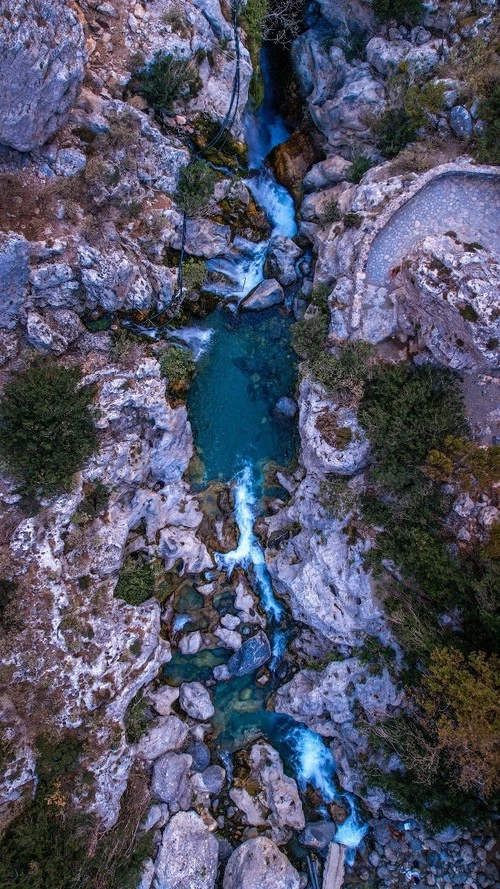 Big Waterfall - Desde Drone, Greece