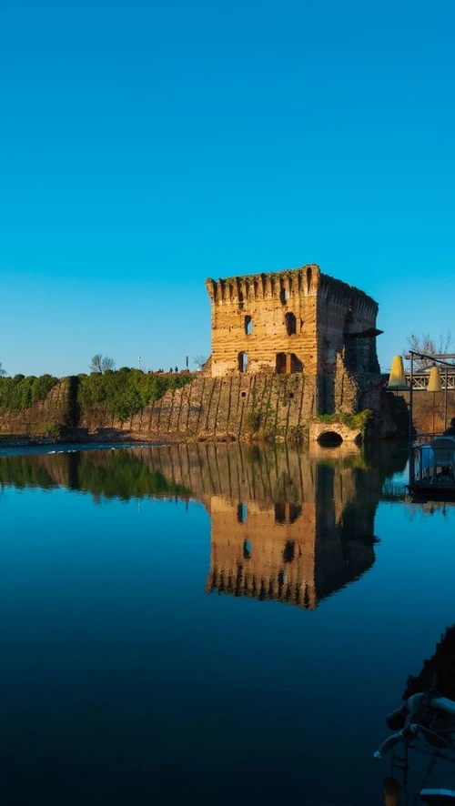 Ponte Visconteo - Aus Bar, Italy