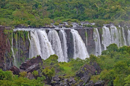 Circuito Inferior de las Cataratas del Iguazú - Desde Espaço Tarobá, Brazil