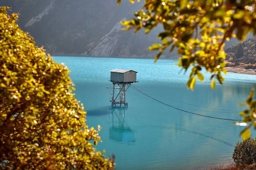 Bol'shoye Almatinskoye Ozero - Aus Beach, Kazakhstan