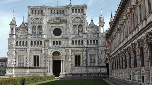 Certosa di Pavia - Desde Front, Italy