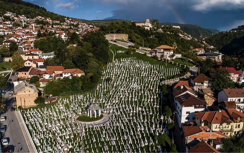Kovaci Cemetery Sarajevo - Desde Drone, Bosnia and Herzegovina
