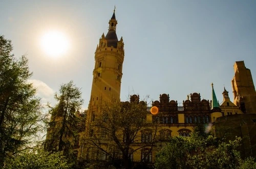 Schwerin Castle - İtibaren Gardens, Germany