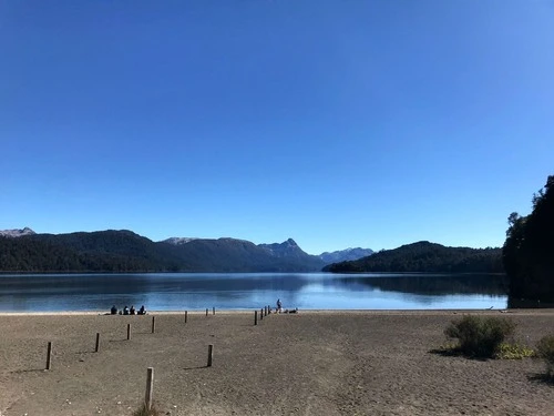 Playa del Lago Espejo - Argentina