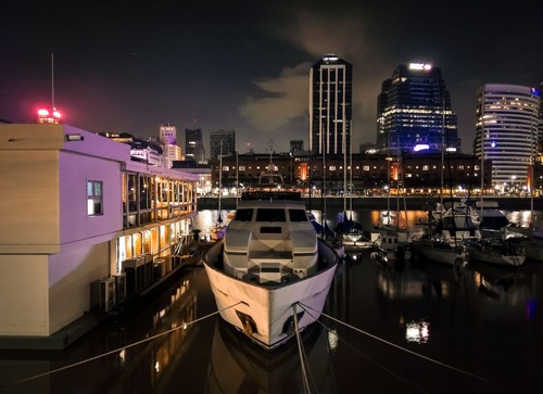 Embarcaciones de Puerto Madero - Argentina