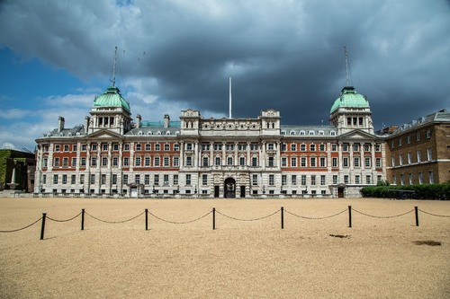 Old Admiralty Building - 从 Horse Guards Parade, United Kingdom