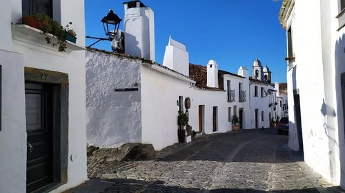 Reguengos de Monsaraz - Desde Rua de Santiago, Portugal