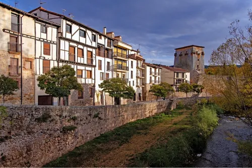 Murallas de Covarrubias - Spain