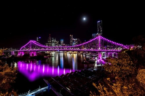 Story Bridge & Brisbane Skyline - Iz Rifat's story bridge lookout, Australia