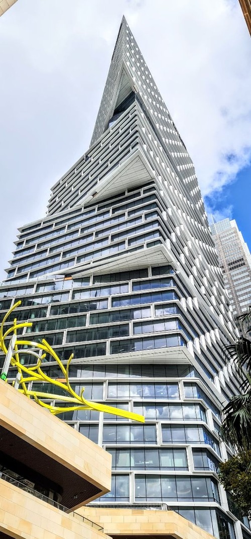 Quay Quarter Tower - Desde Young Street north of Customs House Lane, Australia