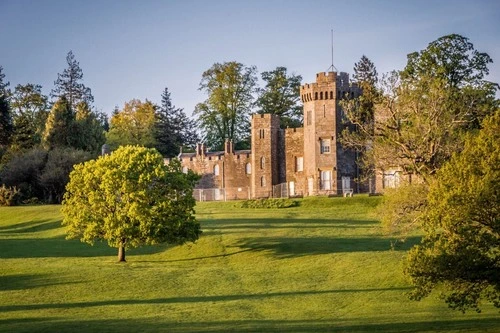 Balloch Castle - Aus Driveway, United Kingdom