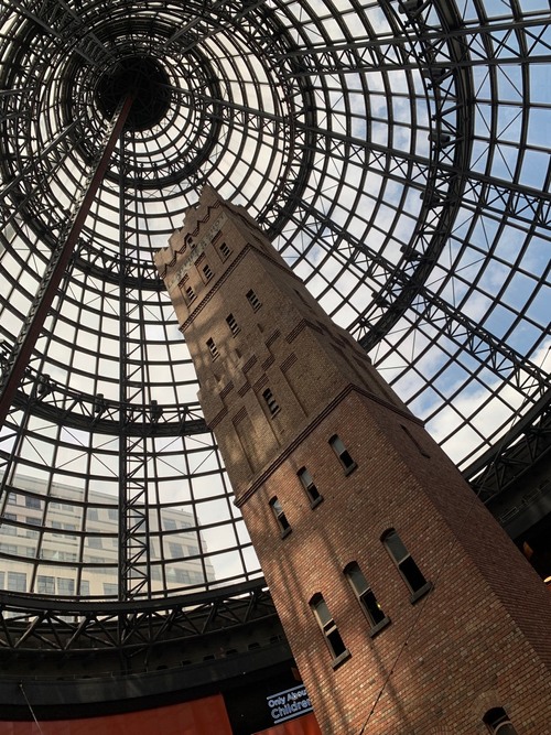Spiral roof - Desde Melbourne Central, Australia