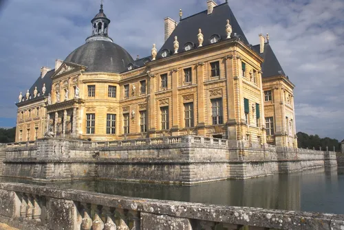 Château de Vaux-le-Vicomte - Desde Surrounding lake, France