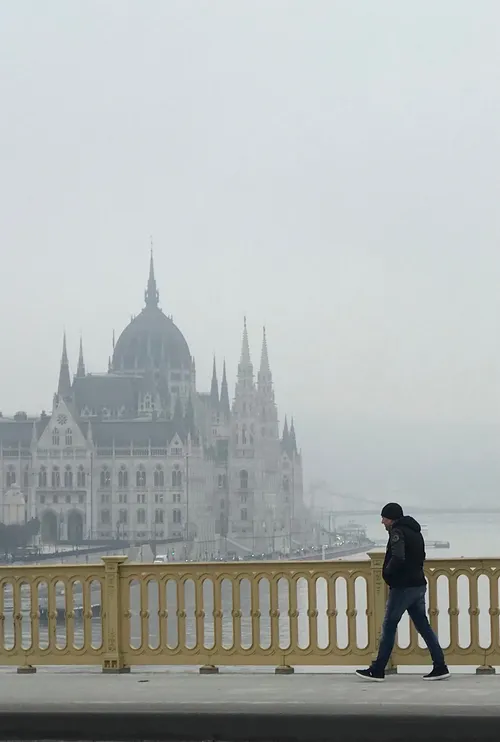 Hungarian Parliament Building - Desde Margit Bridge, Hungary