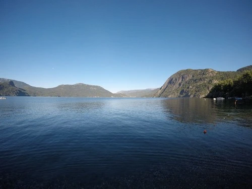 Lago Lácar - 에서 Playa Quila Quina, Argentina