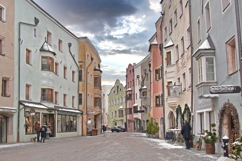 Rattenberg Oostenrijk - Aus Op de winkelstraat, Austria