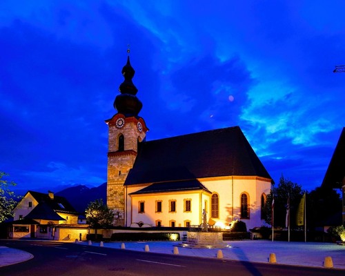 Wallfahrtskirche Großgmain - Aus Salzburger Straße, Austria