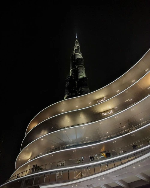 Dubai mall and Burj Khalifa - Aus Dubai Fountain, United Arab Emirates