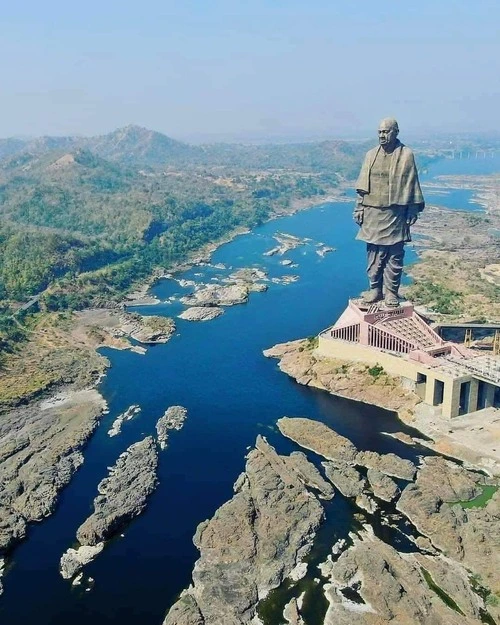 Statue of Unity - Aus Drone, India