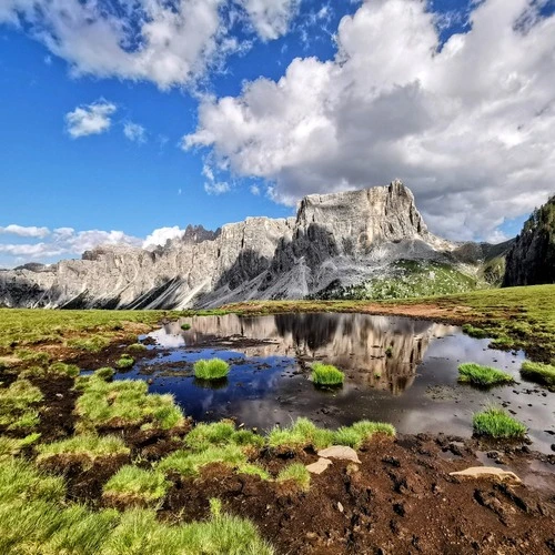 Ra Gusela pond reflection - Italy