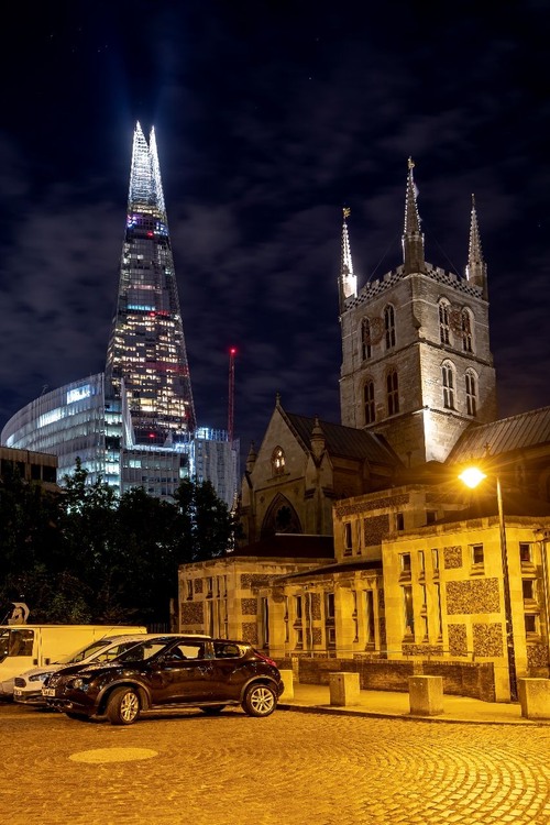 Old & Modern Times - 从 Montague Cl, United Kingdom