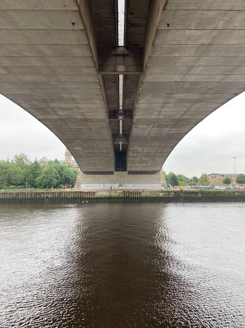 M8 Bridge - Desde Riverside, United Kingdom