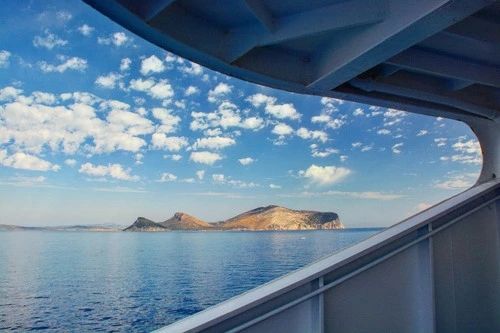 Cala Moresca - से Ferry, Italy