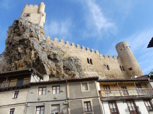 Castillo de Frías - Desde Calle del Mercado, Spain