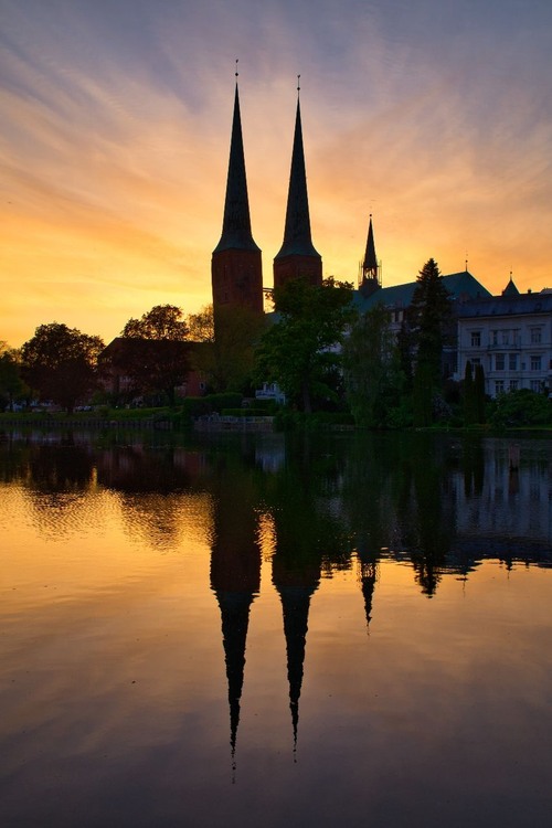 Dom zu Lübeck - Aus Mühlenteich, Germany
