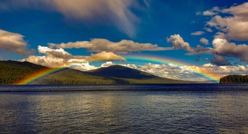 Odell Lake - から Shelter Cove Resort and Marina dock, United States