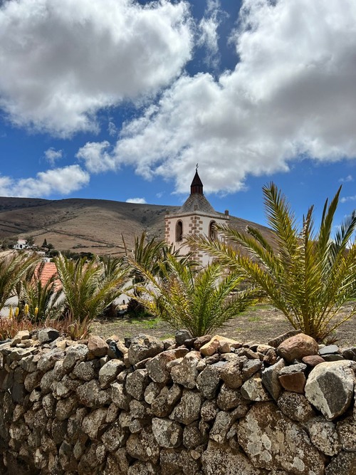 Iglesia de Santa María de Betancuria - Desde Calle Valtarajal, Spain