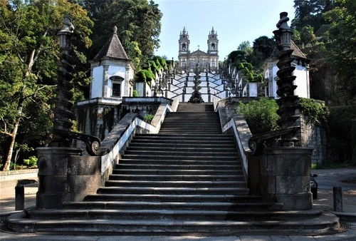 Escadórios do Bom Jesus - Aus The beginning, Portugal