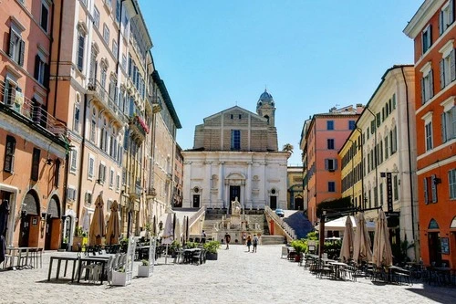 Chiesa di San Domenico - Desde Piazza del Plebiscito, Italy