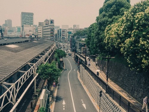 Ueno Park Street - Aus Ueno Park, Japan