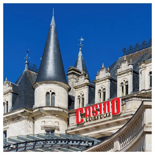 Casino d'Arcachon - Aus Boulevard de la plage, France