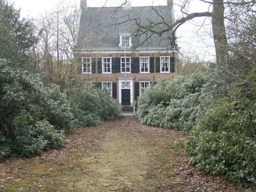 Zundert's House - Desde Rucphenseweg, Netherlands