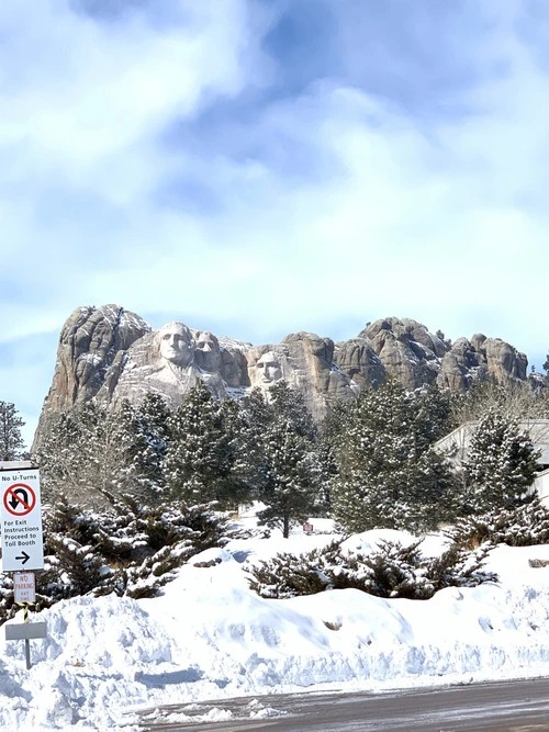 Mount Rushmore National Memorial - Aus Parking, United States