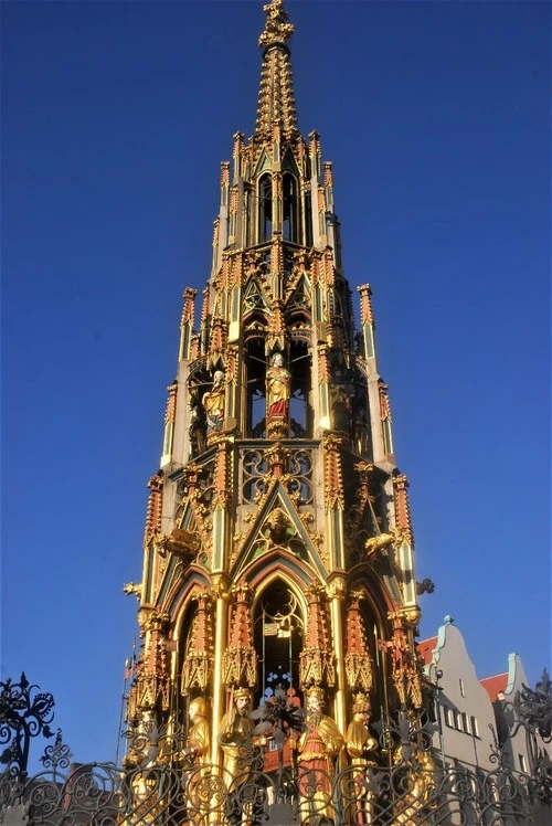 Schoner Brunnen - De Below, Germany