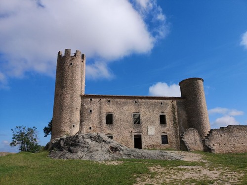 Château d'Essalois - От Entrance, France