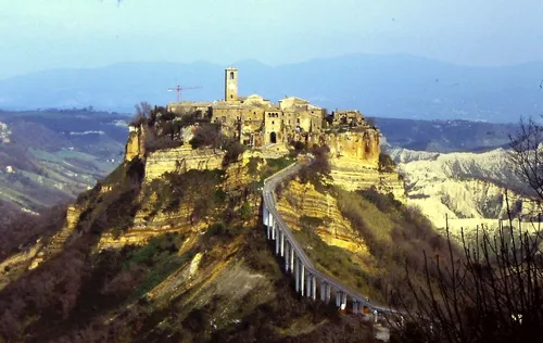 Civita di Bagnoregio - Desde Viewing Deck on Civita di Bagnoregio, Italy