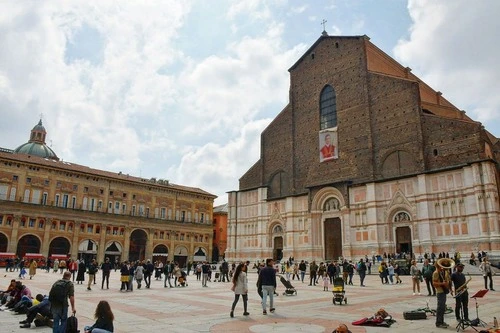 Basilica di San Petronio - 从 Piazza Maggiore, Italy