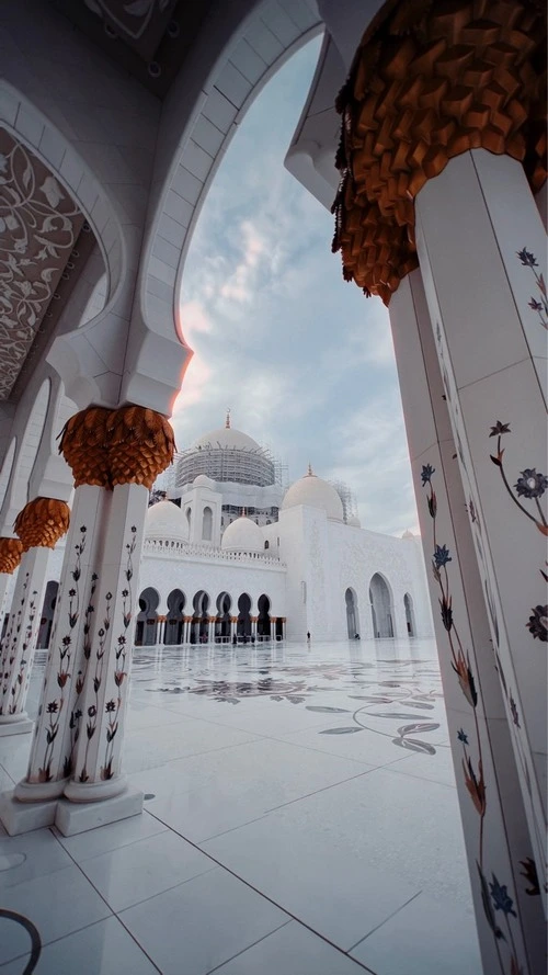 Sheikh Zayed Mosque - 从 Inside - South Side, United Arab Emirates