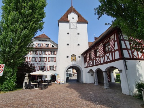 Turm am Wilden Mann Sursee - От Bahnhofstraße, Switzerland