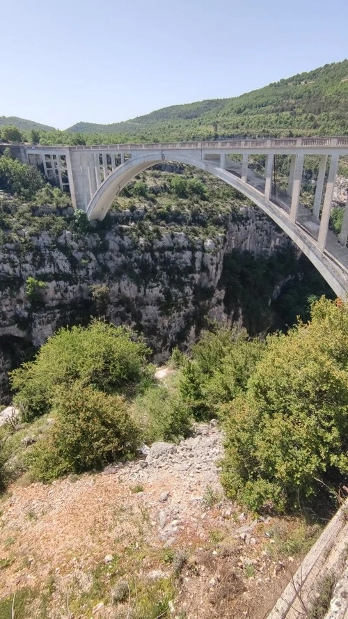 Pont de l'Artuby - Aus Strada D71, France