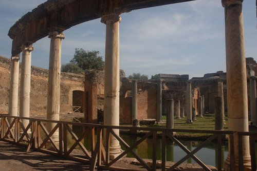 Tre Esedre - Dari Villa Adriana, Italy
