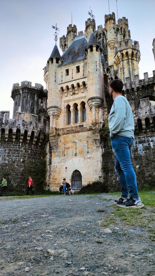 Castillo de Butrón - Desde Jardín delantero, Spain