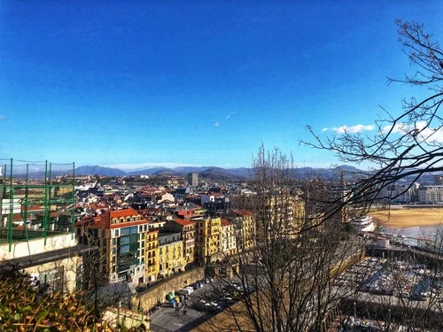 Casco Viejo de San Sebastian - Desde Faztelubide Kalea, Spain