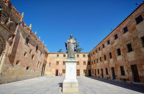 Patio de Escuelas - Spain