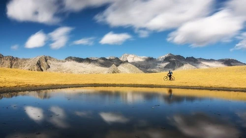 Near Pico de Estibafreda - Desde Small lake, Spain